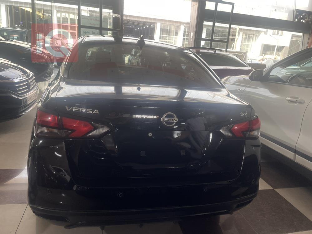 Nissan Versa